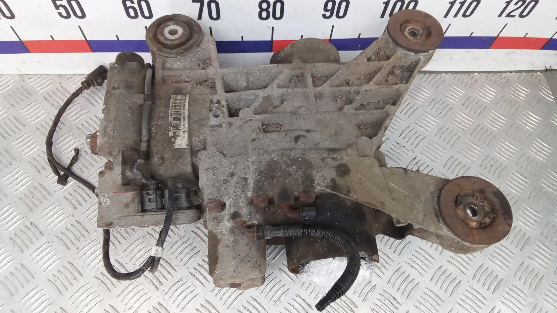Редуктор заднего моста 0BR525010B