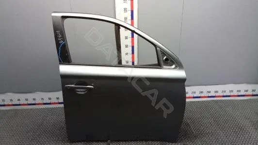 Дверь 5700B672