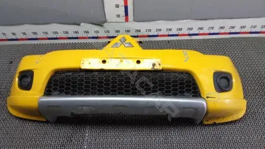 Передний бампер LOK24G501