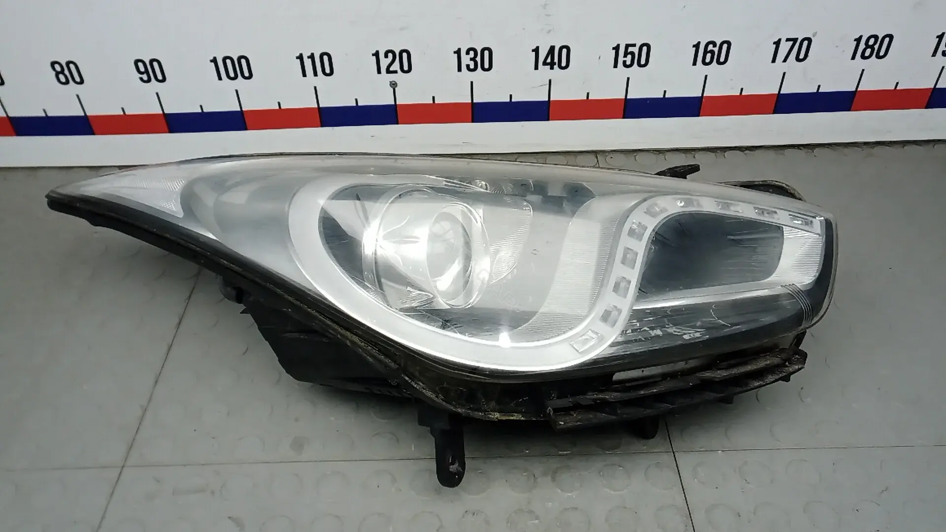 Фары 921023Z041