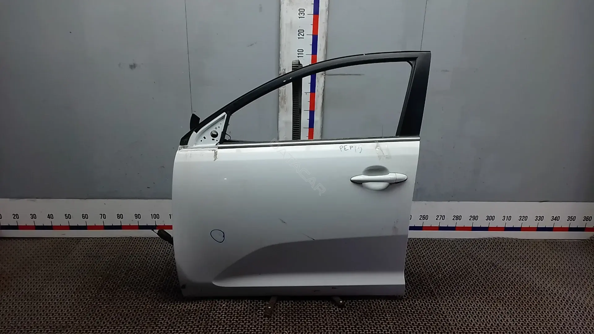 Дверь 760033W001