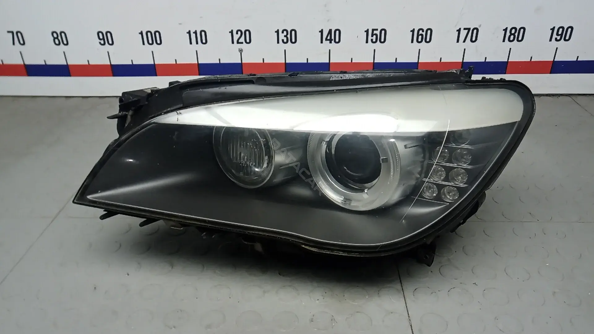 Фары 8BG17MR01