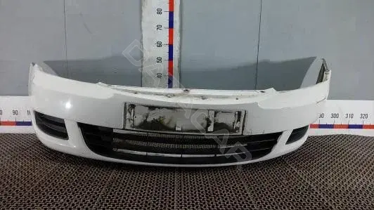 Передний бампер BLK19G501