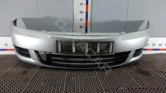 Передний бампер DLK81G501