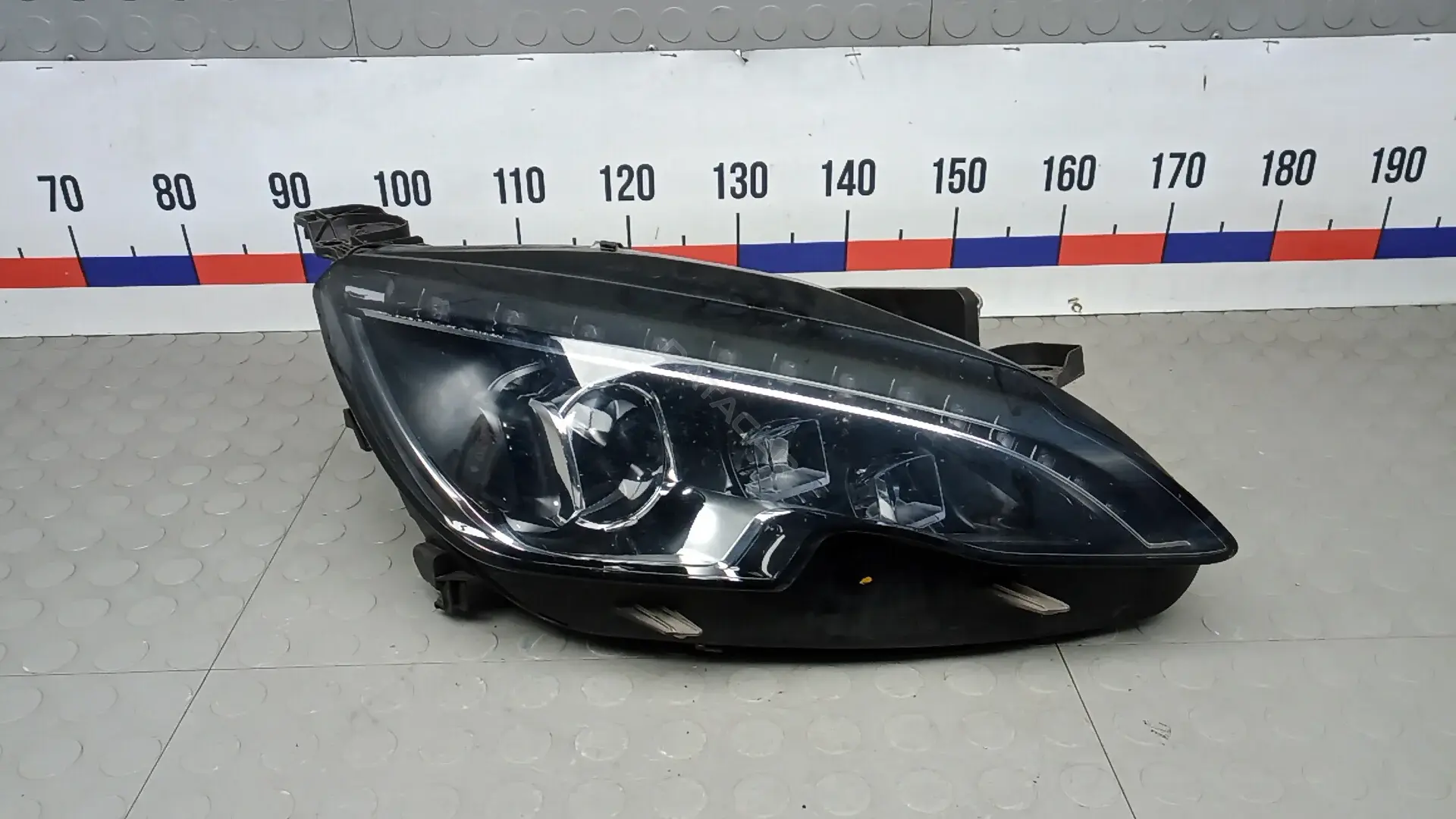 Фары CEP06MU01