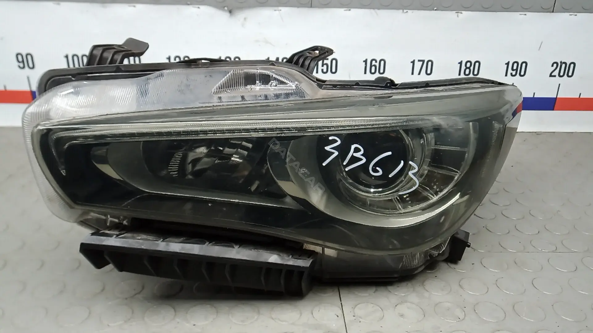 Фары 3BG13MR01