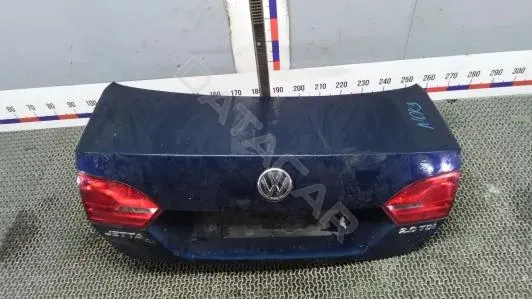 Крышка багажника NOK03HP01