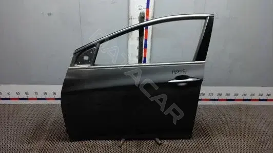 Дверь 760033Z000