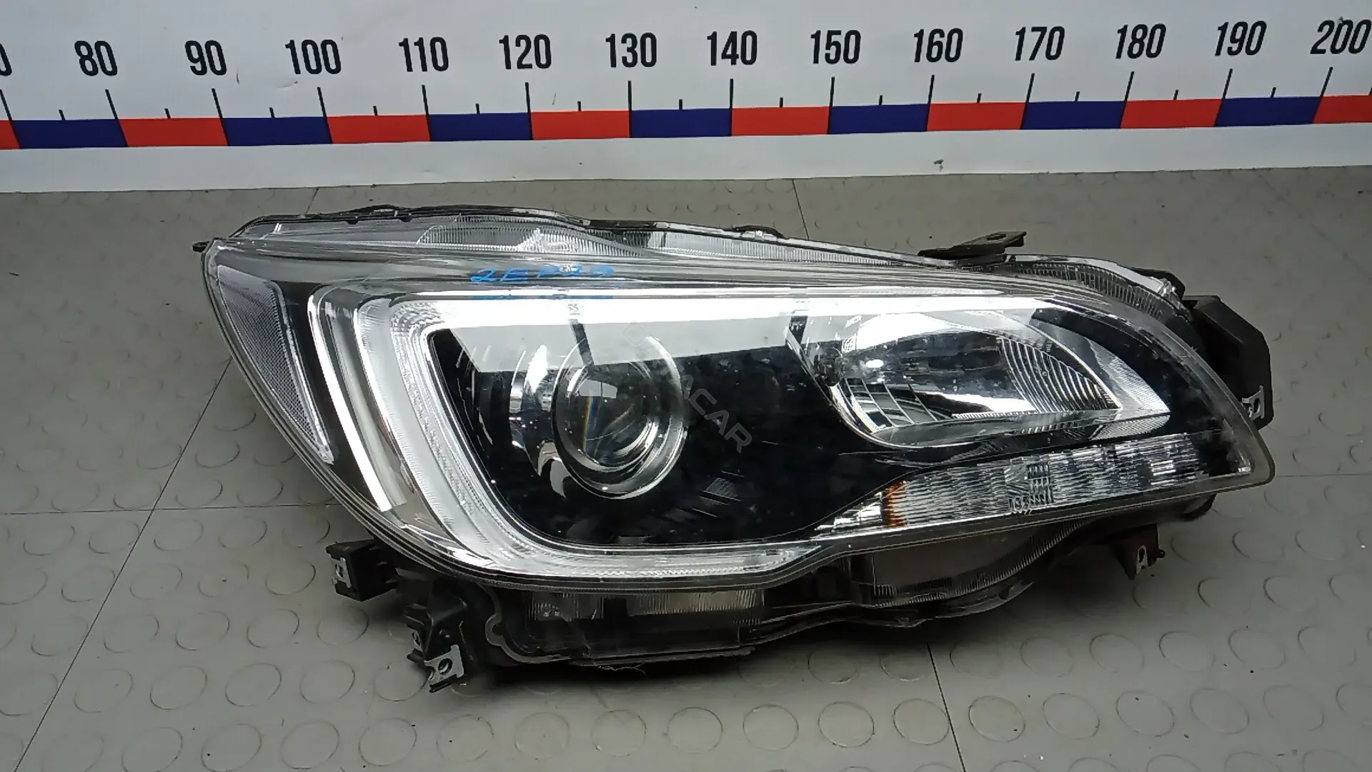 Фары 84002AL000