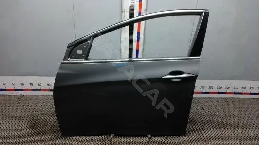 Дверь 760033Z000