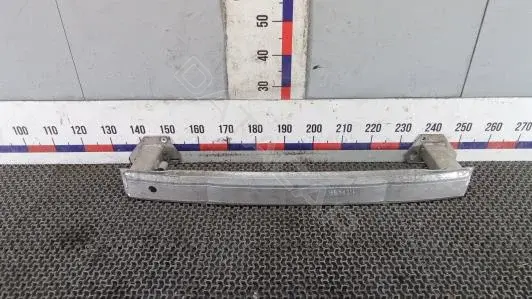 Усилитель бампера YQ00063980