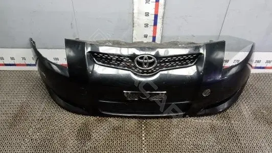 Передний бампер UOK40G501