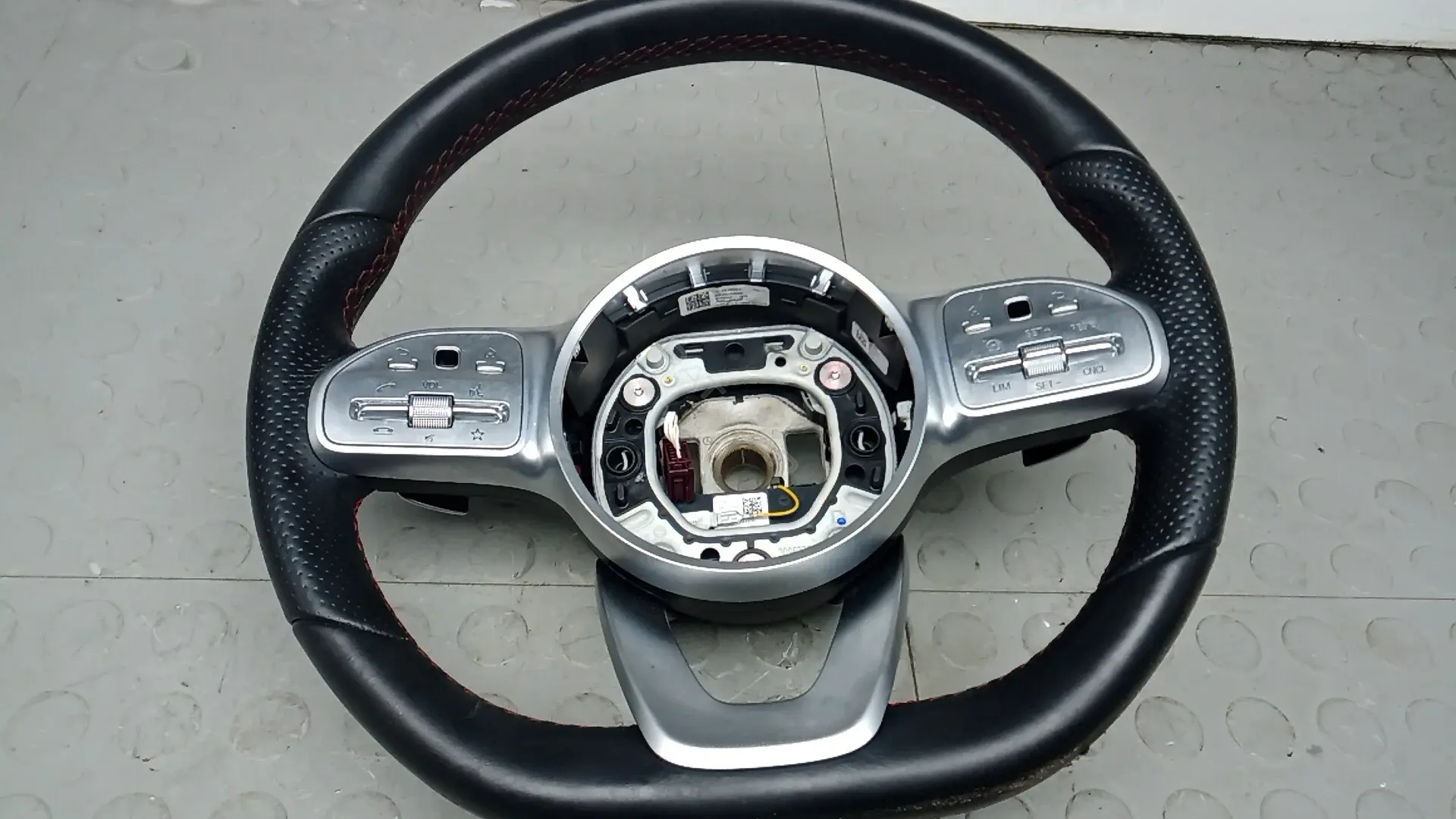 Руль NOK37JZ01