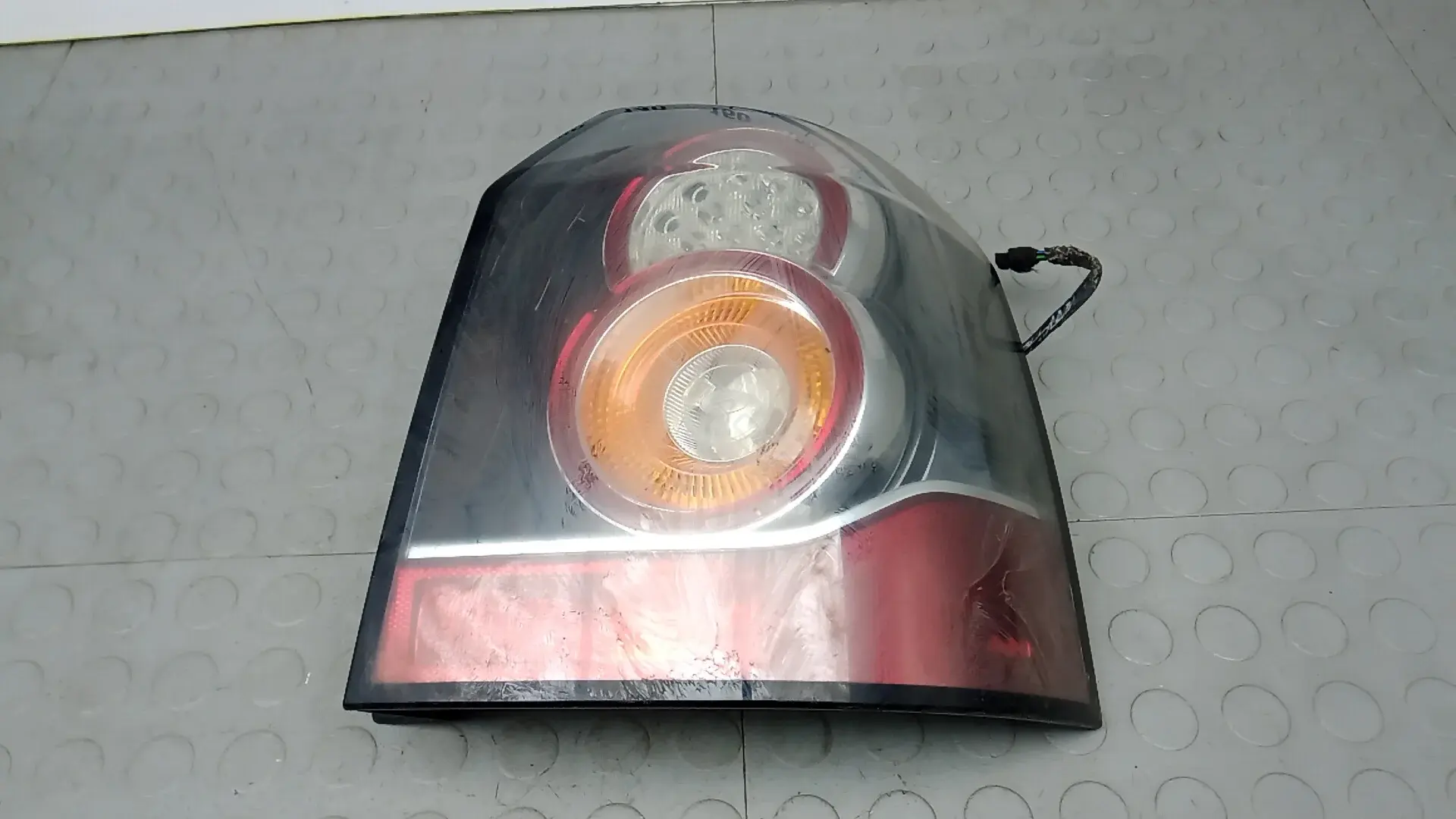 Задние фонари CBM27MY01