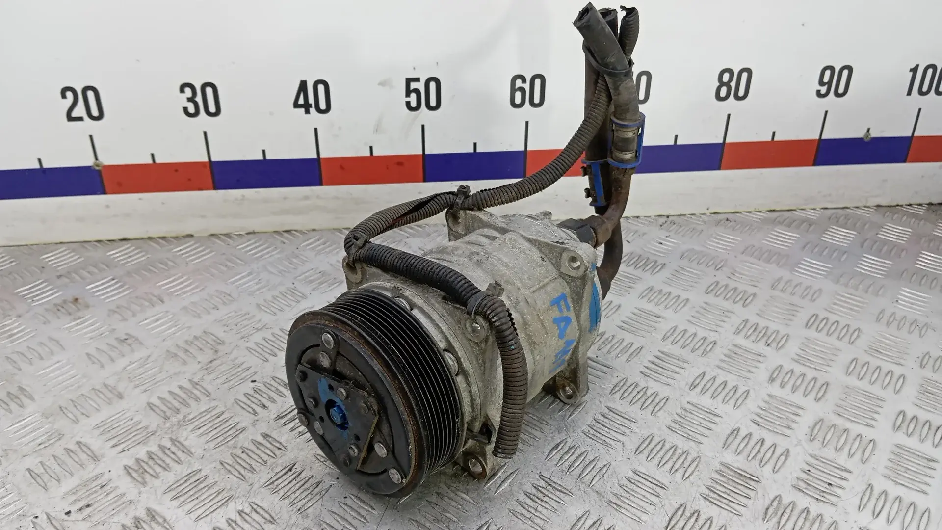 Компрессор кондиционера 15250405787R