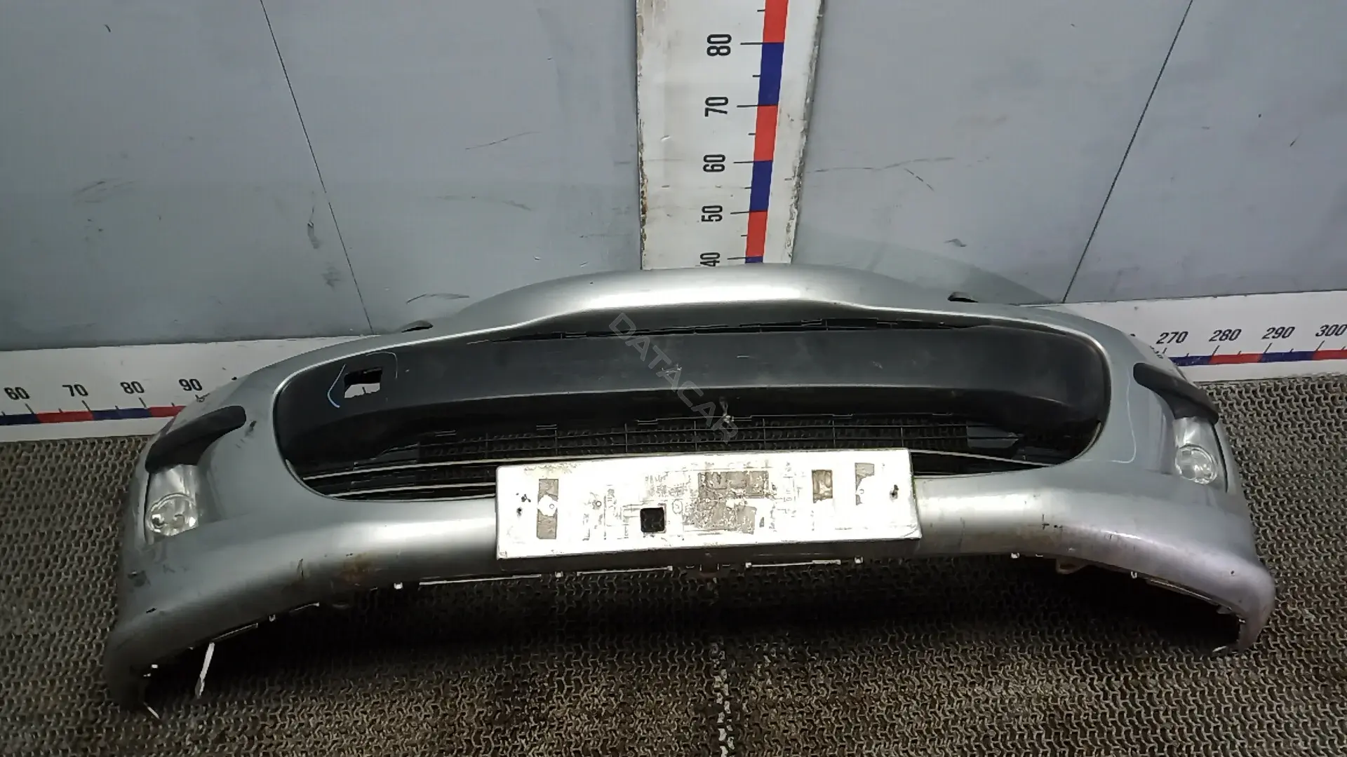 Передний бампер OEP51G501