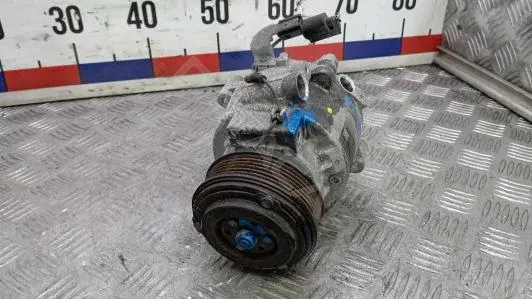 Компрессор кондиционера 7813A801
