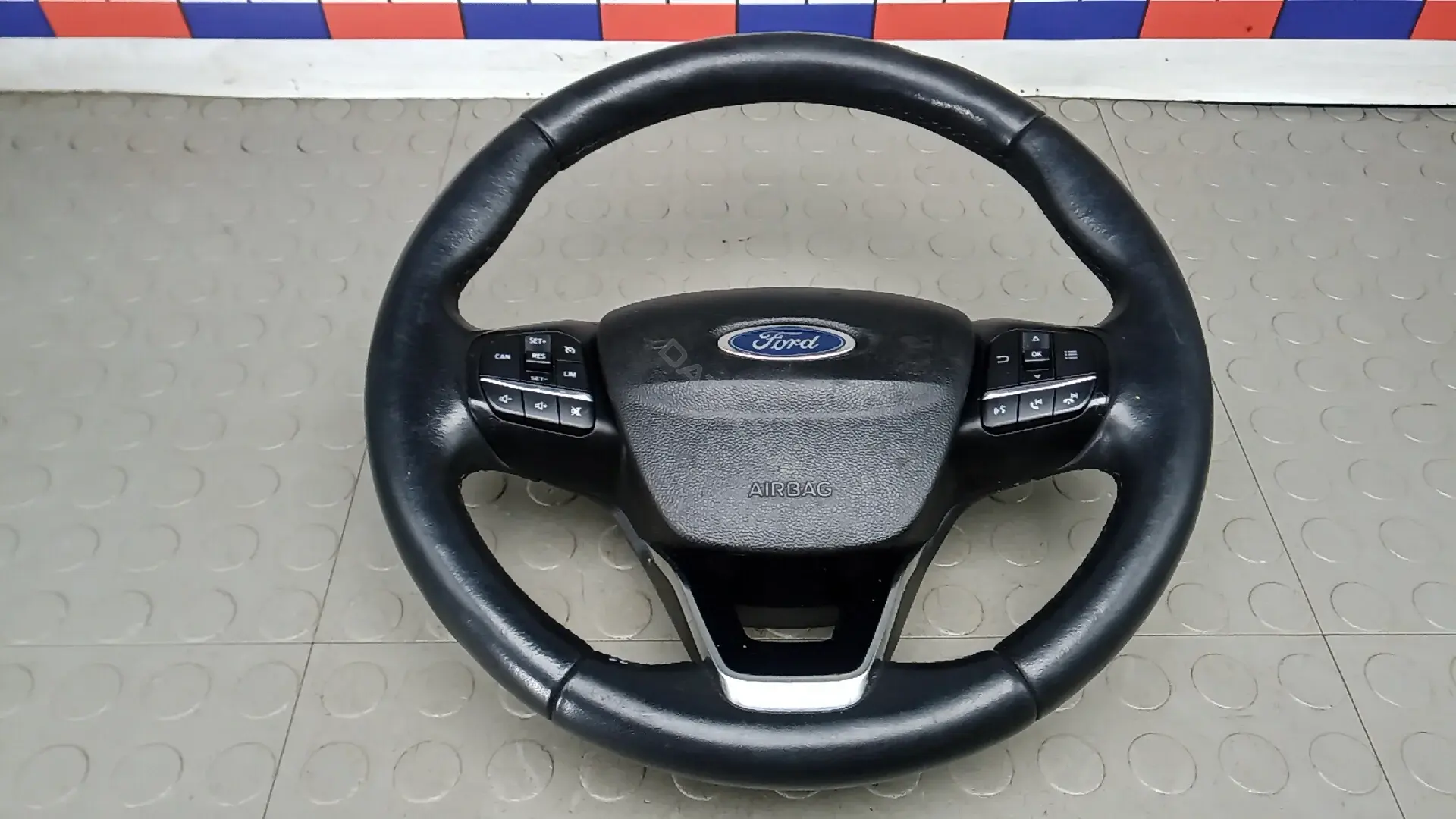 Руль EBM11JZ01
