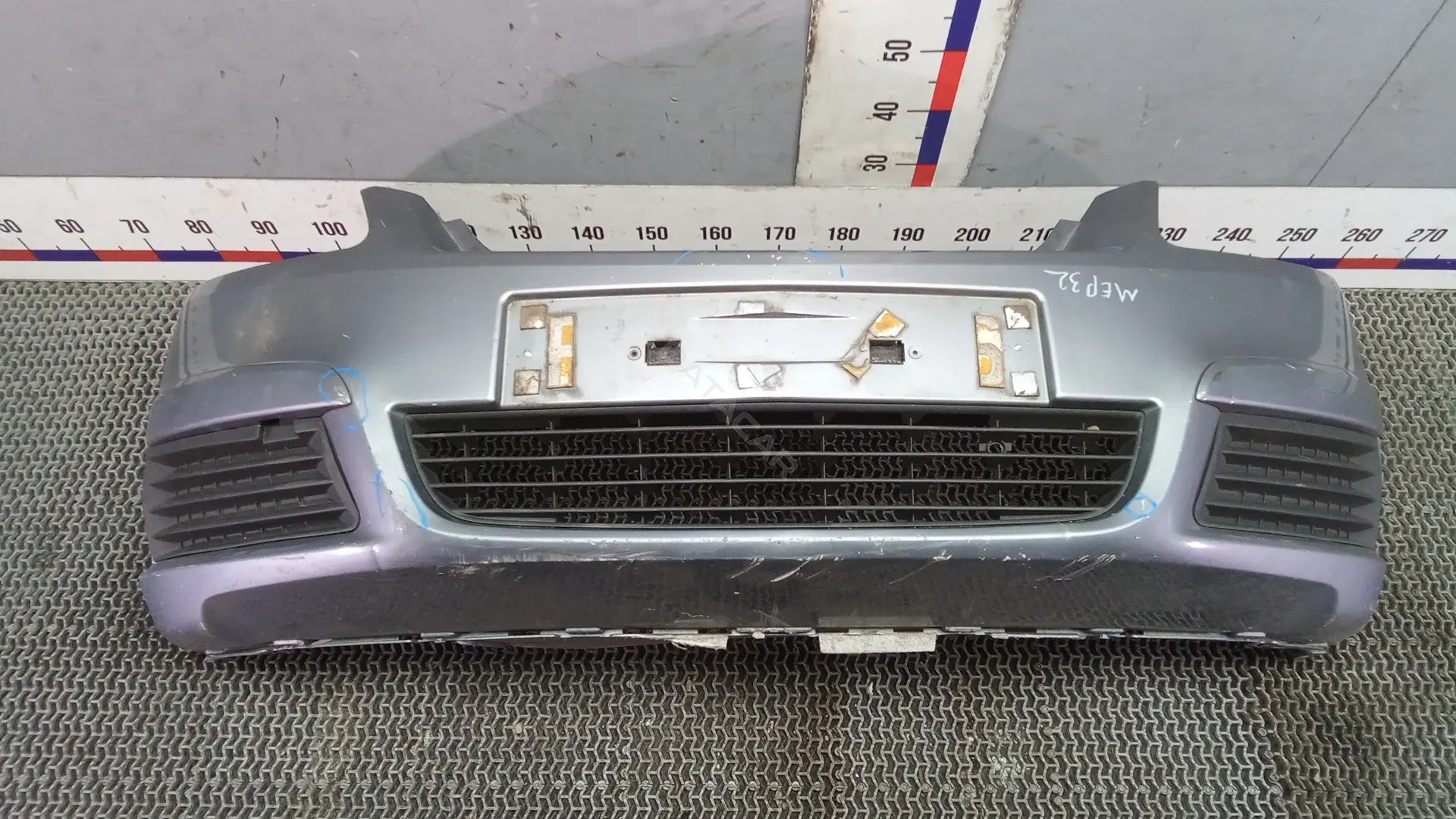 Передний бампер MEP32G501