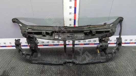 Панель передняя 8BG35G201