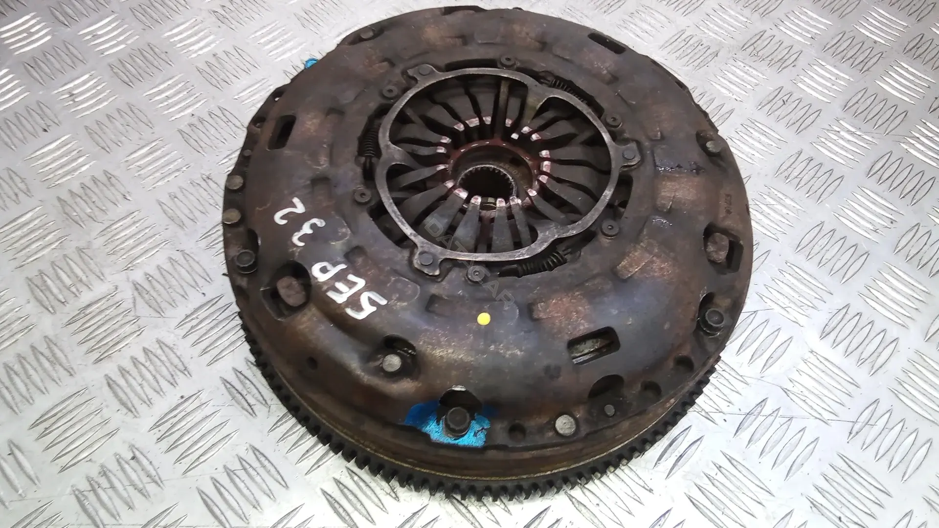 Маховик 5EP32A401