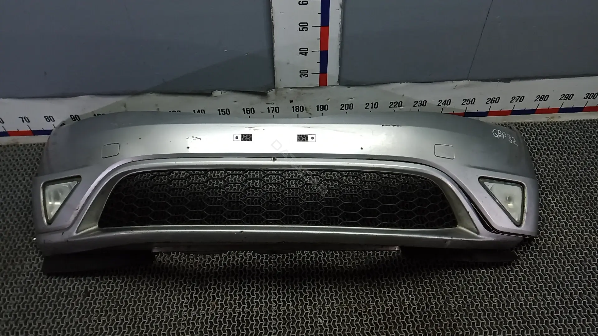 Передний бампер GEP32G501