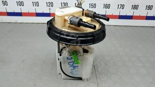 Топливный насос 6BM11M701