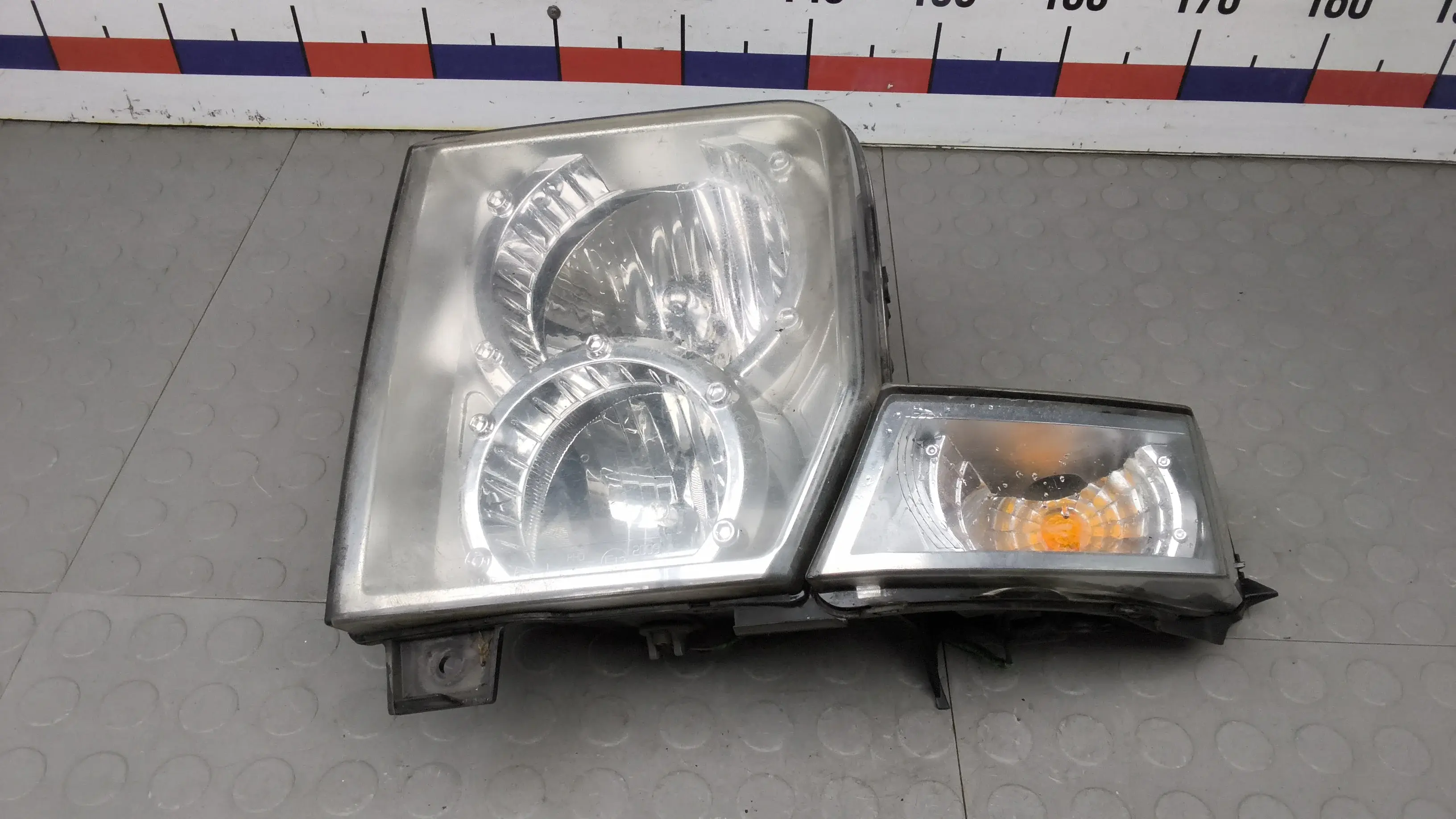 Фары CLK52MR01