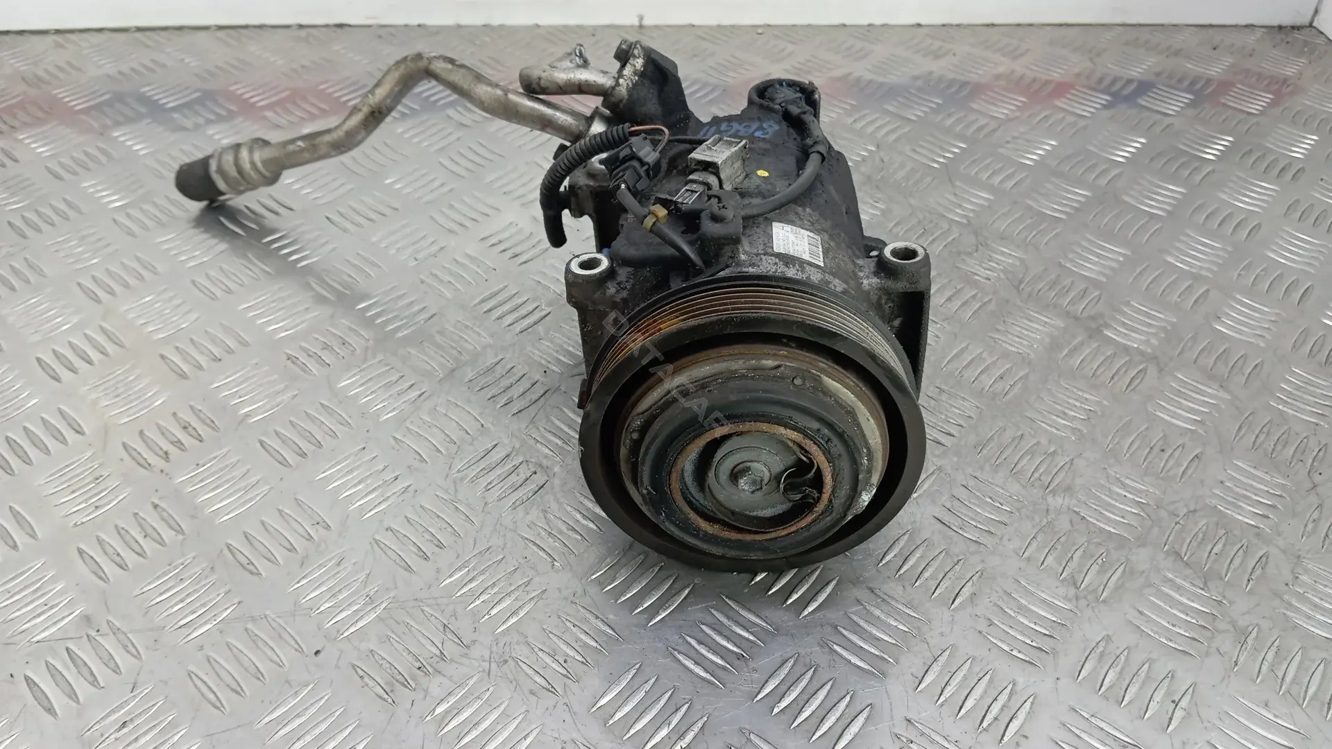 Компрессор кондиционера 926004EA0A