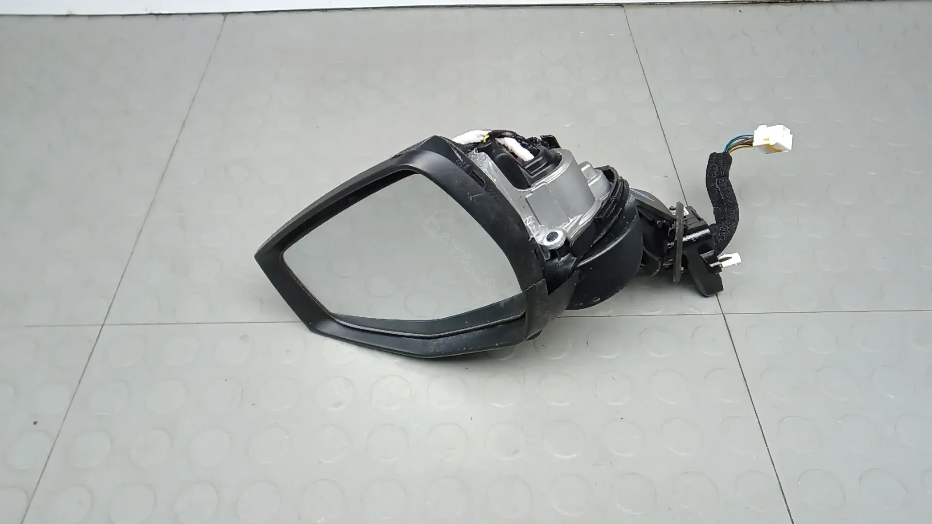 Наружное зеркало SOK88JL01