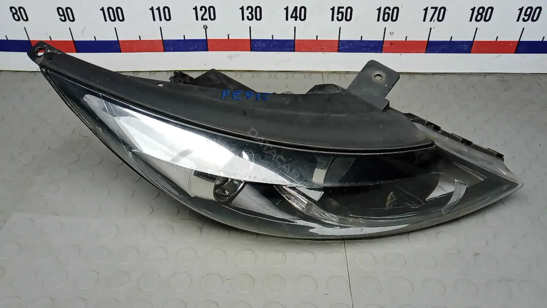 Фары 921023U270