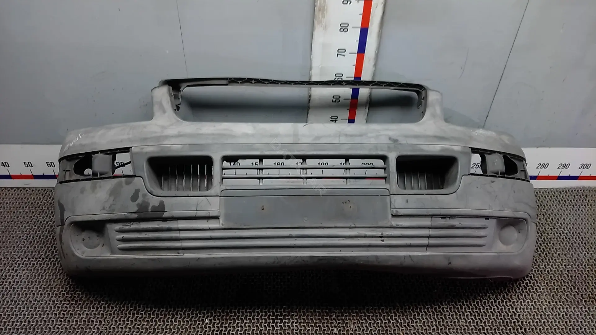 Передний бампер 9BM26G501