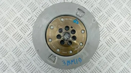 Маховик 3BM19C101