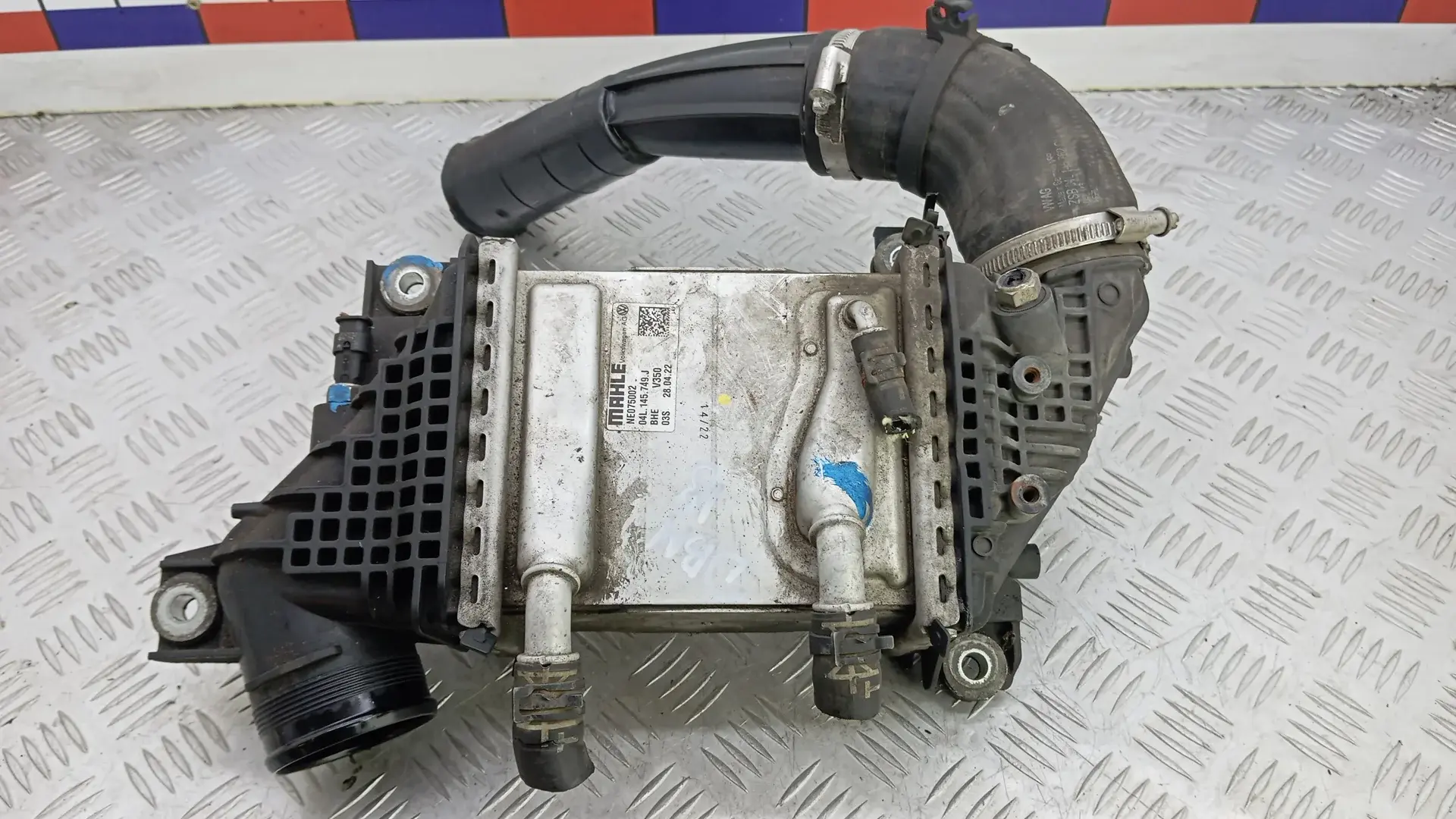 Интеркулер DBM18YE01