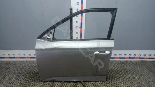 Дверь 6V0831055A
