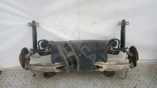 Балка подвески ZDN35LQ01