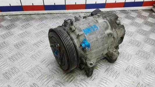 Компрессор кондиционера 92600AU010