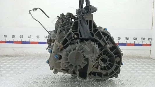 Механическая коробка передач (МКПП) 8G9R-7002-JA