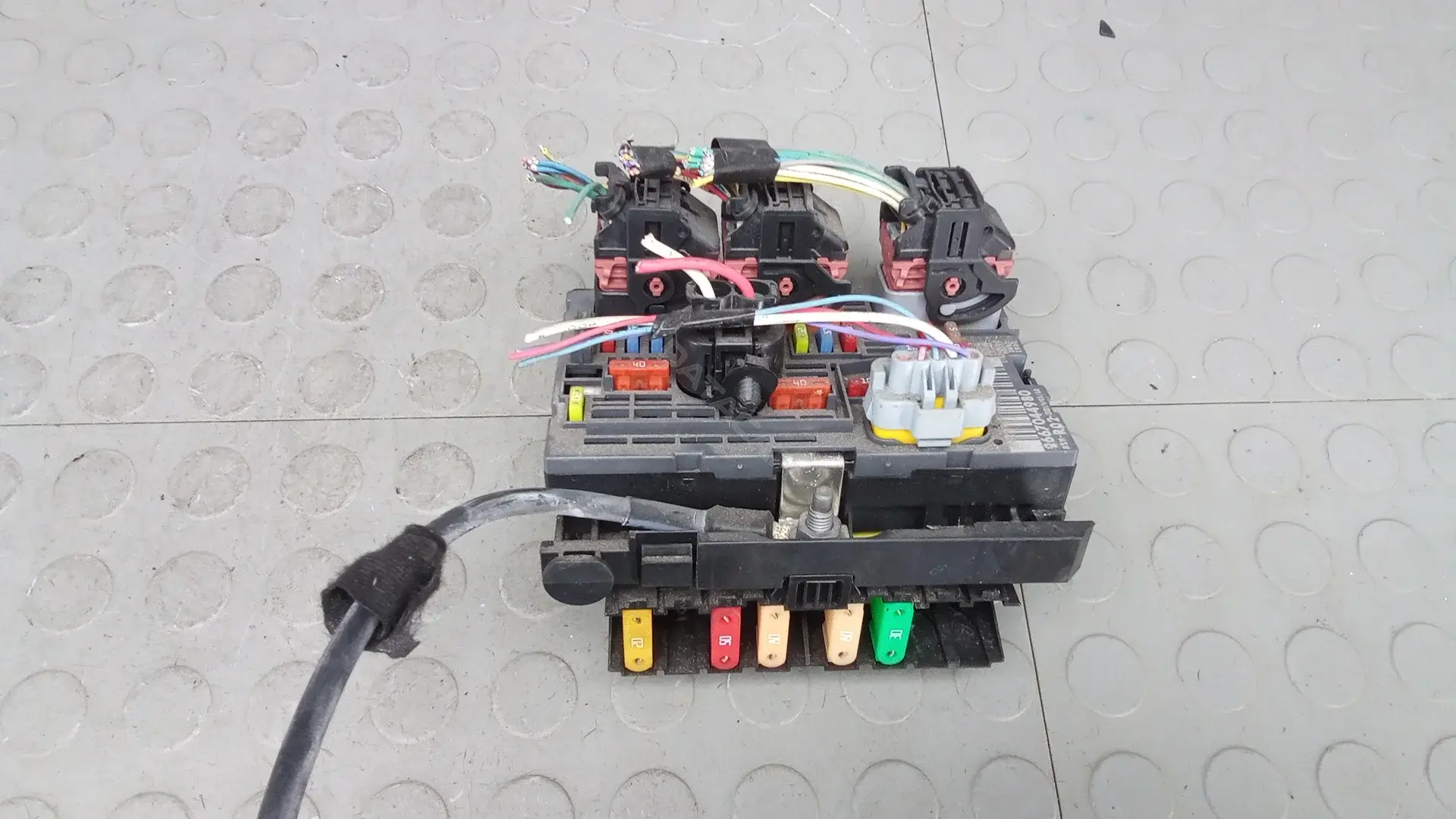 Блок предохранителей 9667044980