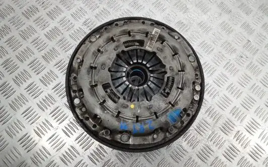 Маховик 2RT11A401