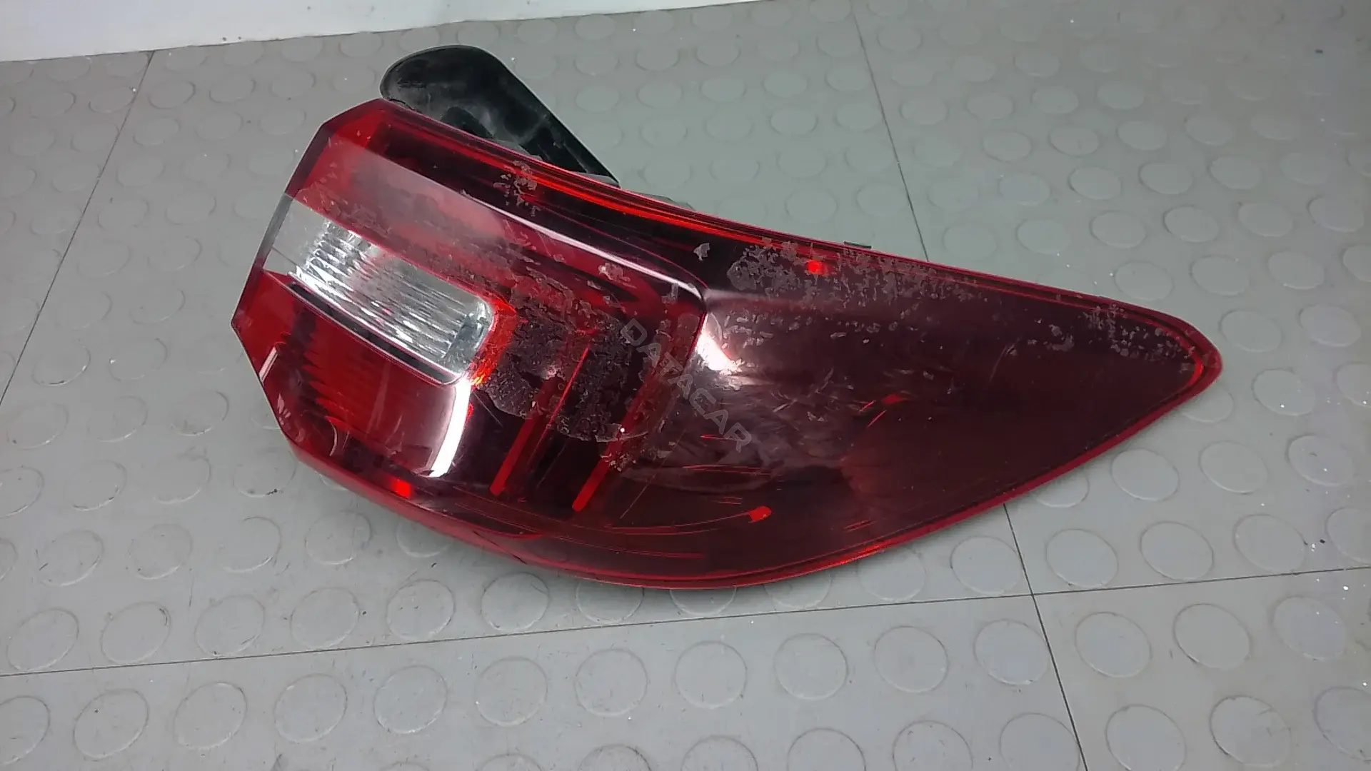 Задние фонари 6BM11MY01