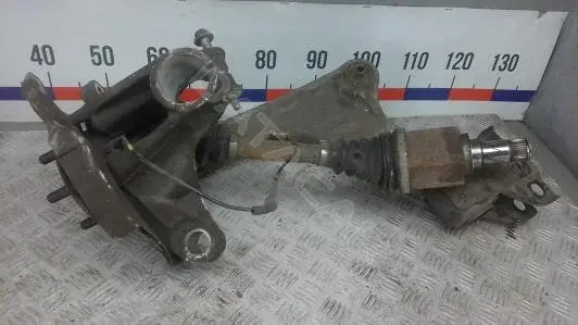 Поворотный кулак 3BM130801