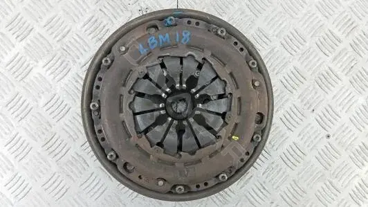Маховик LBM18A401