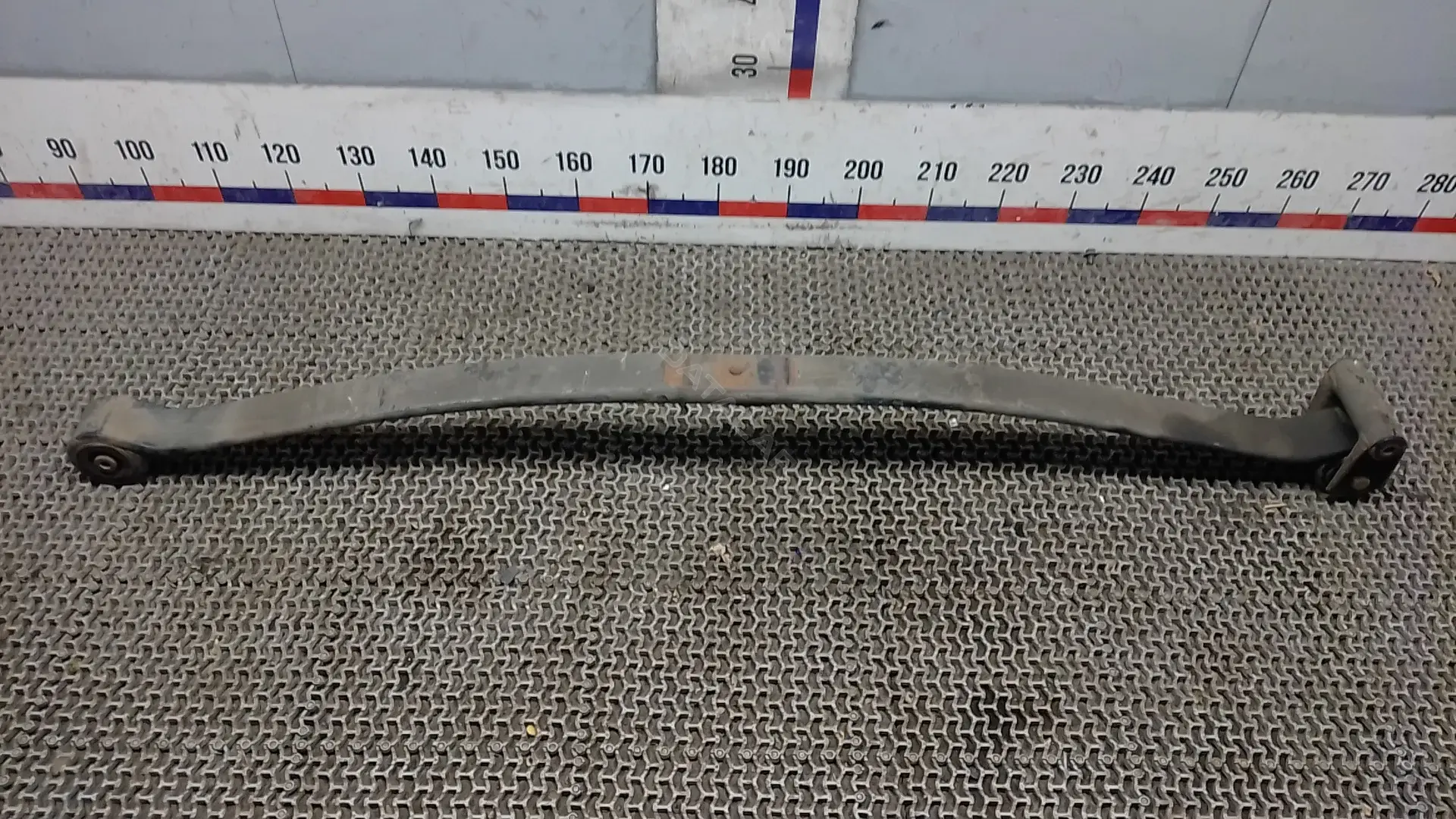 Рессора FA111MC01
