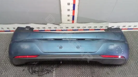 Задний бампер 13425478