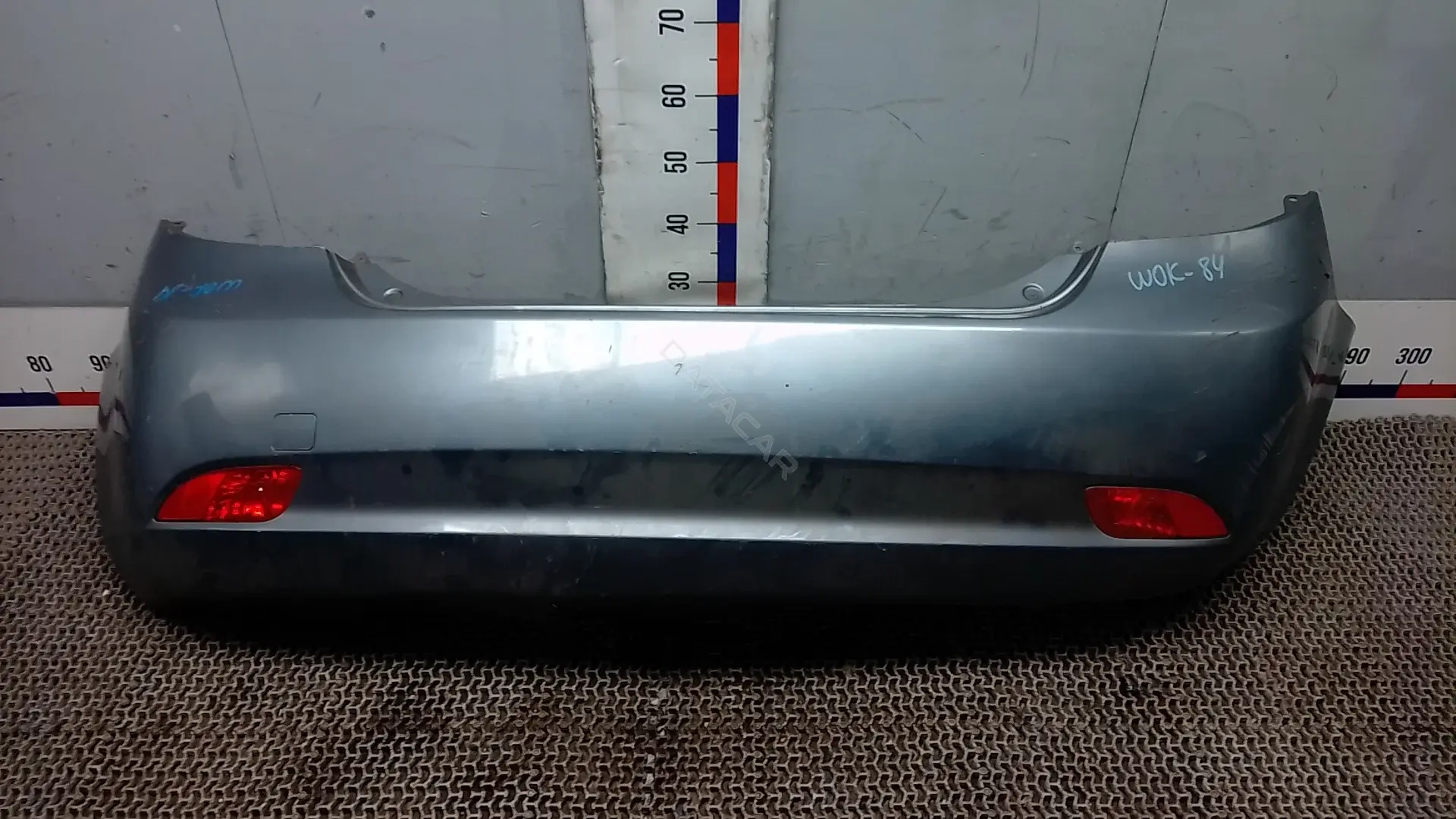 Задний бампер WOK84HG01