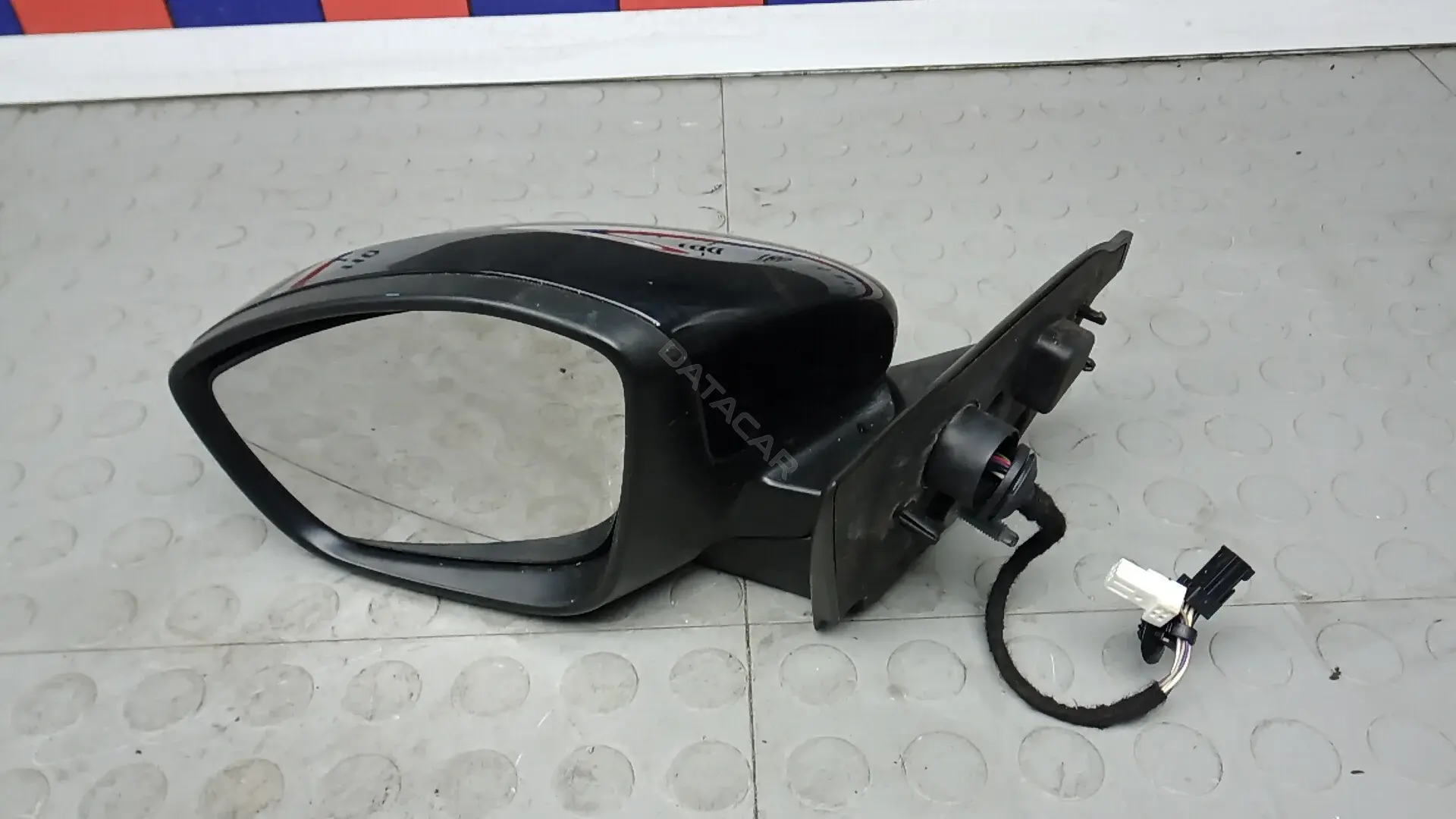 Наружное зеркало 9BG20JL01