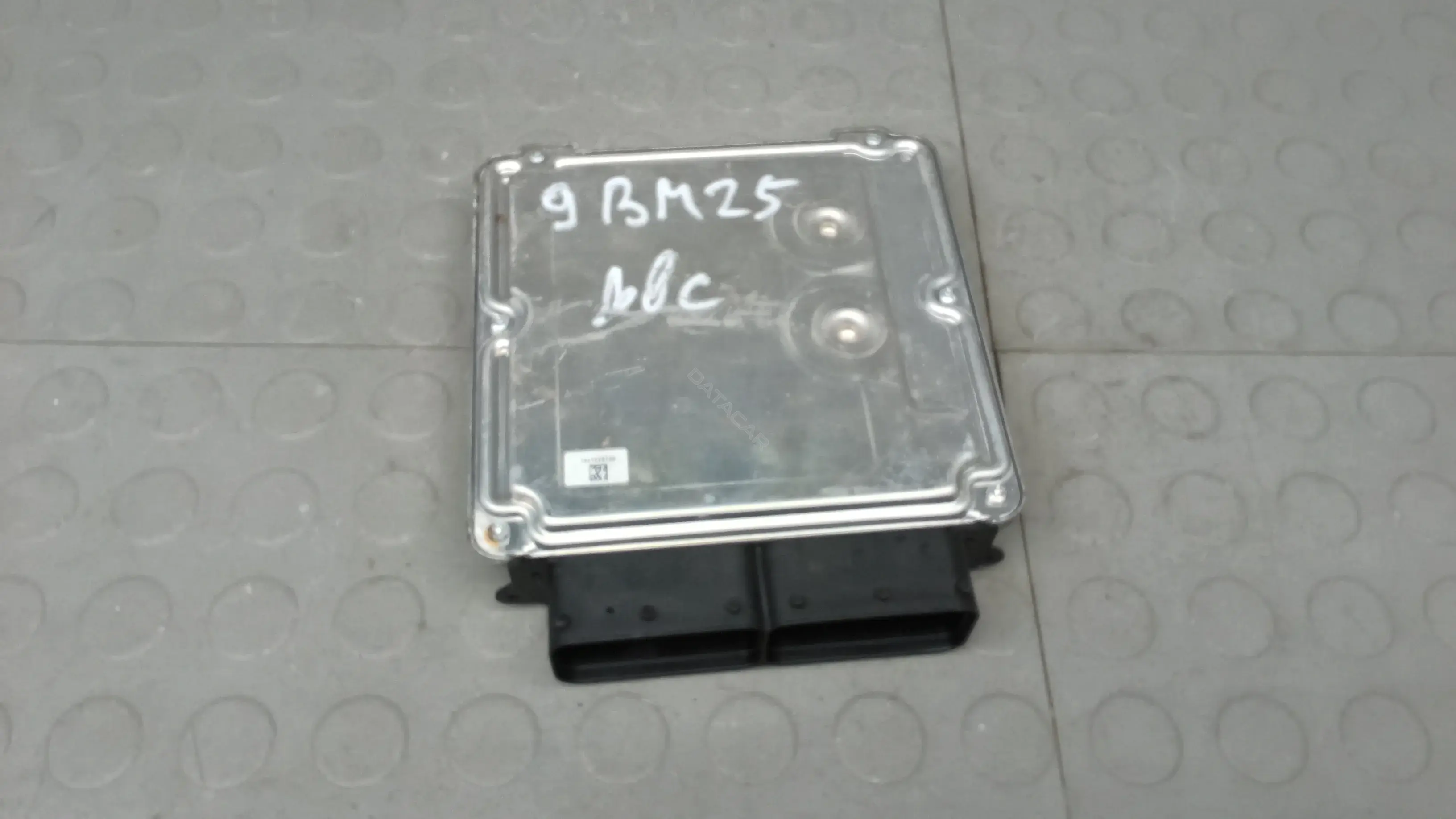 Блок управления двигателем 4g0907311e