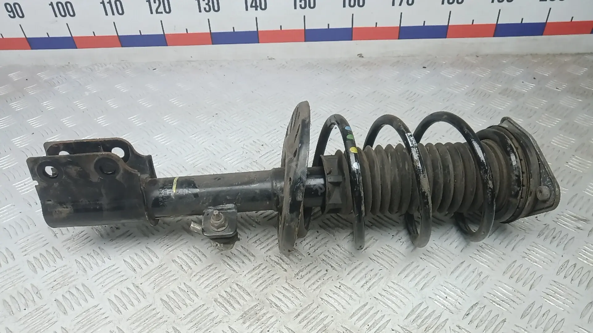 Амортизаторы AEP27N801