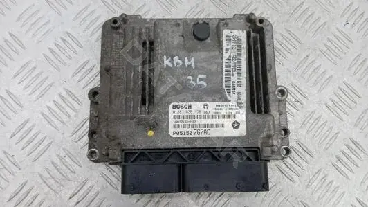 Блок управления двигателем 0281030158, P05150767AC